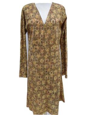 Green khaki-colored long-sleeved dress